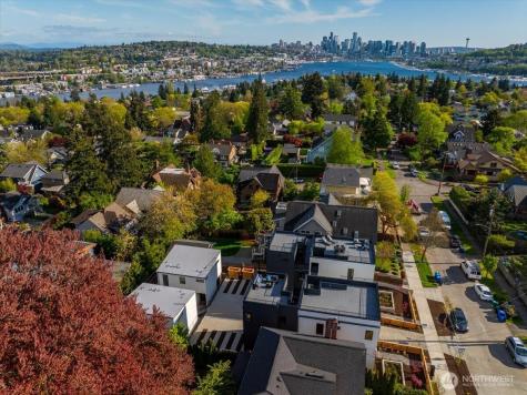 4122 Burke Avenue N Seattle WA 98103