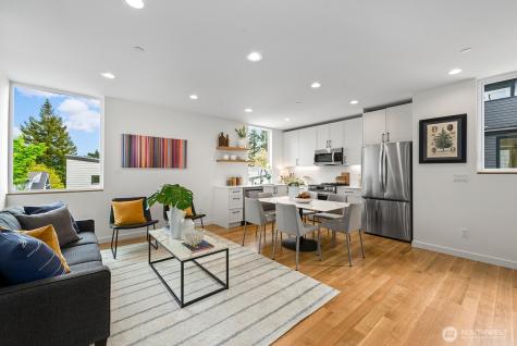 4122 Burke Avenue N Seattle WA 98103