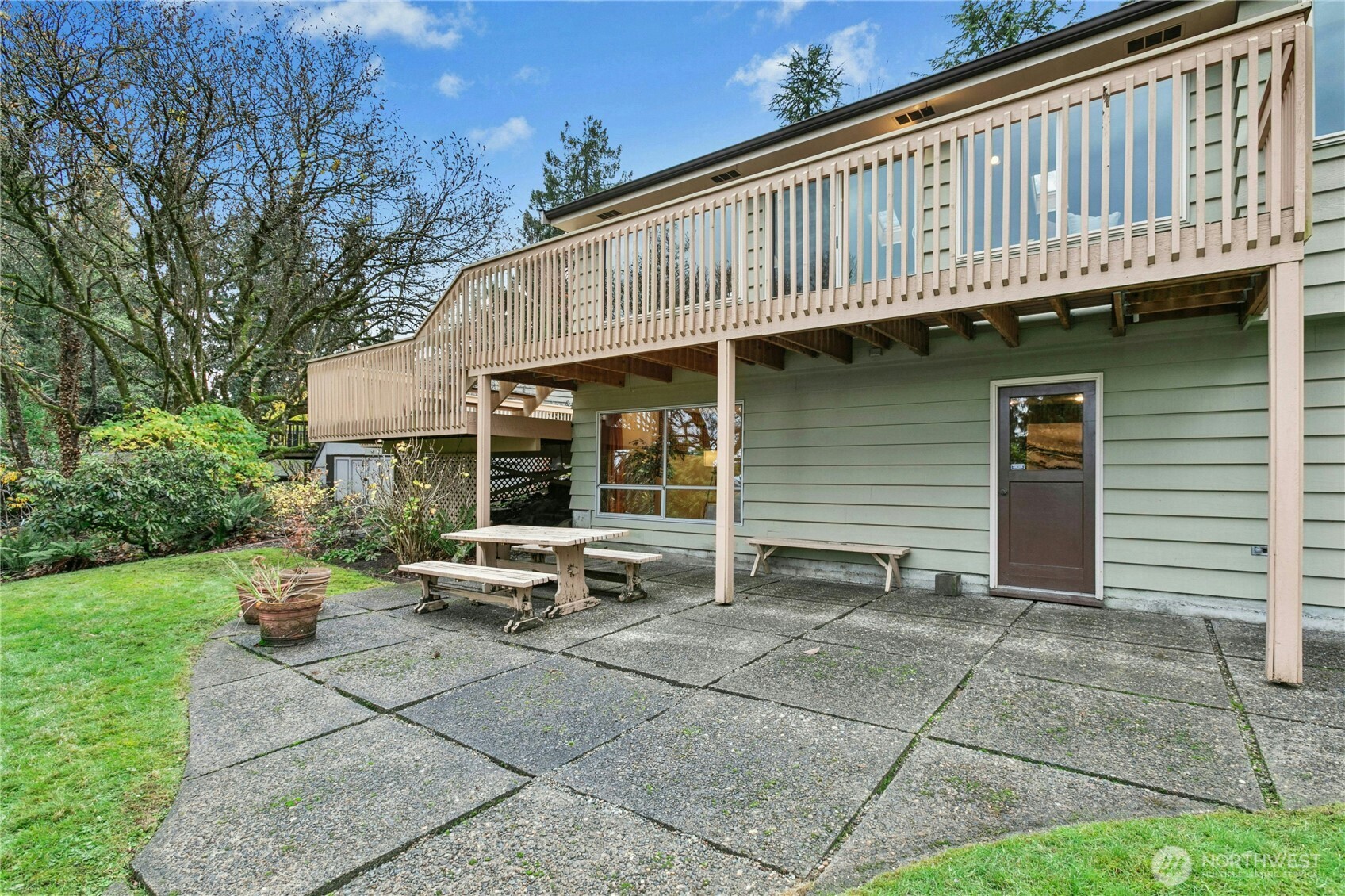 16730 32nd Place NE Lake Forest Park WA 98155