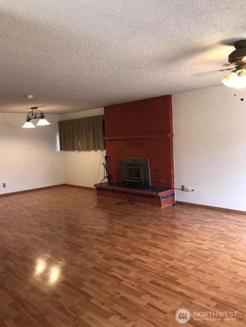 23504 58th Avenue W Mountlake Terrace WA 98043
