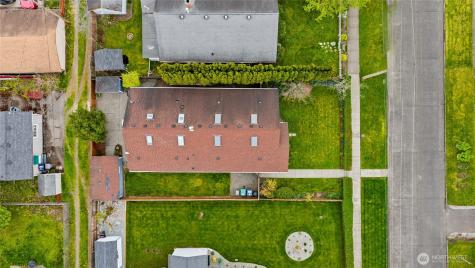2024 Wells Street Enumclaw WA 98022