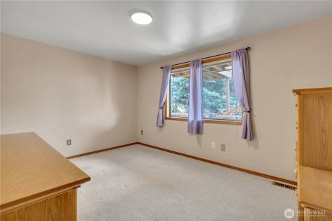 10422 45th Street Ct E Edgewood WA 98372