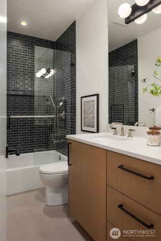 5917 104th Place NE Kirkland WA 98033