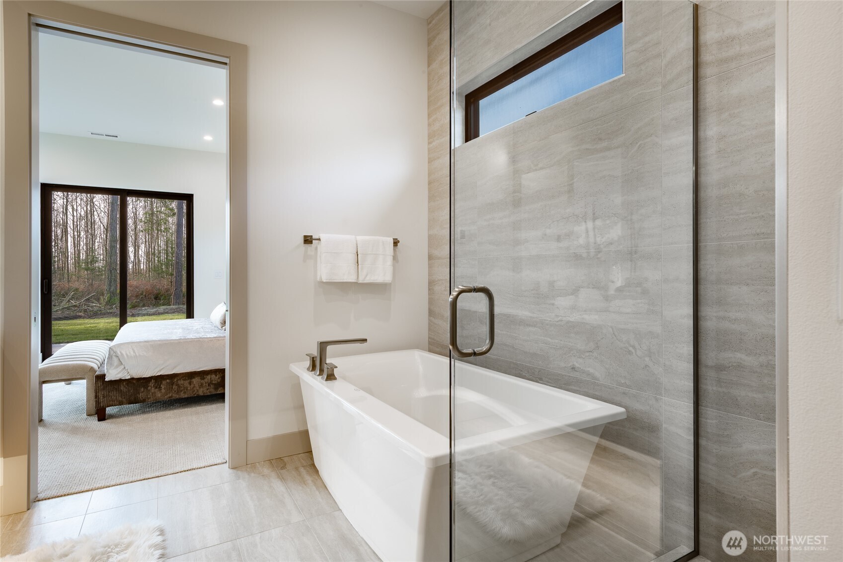 5695 Lux Lane Blaine WA 98230