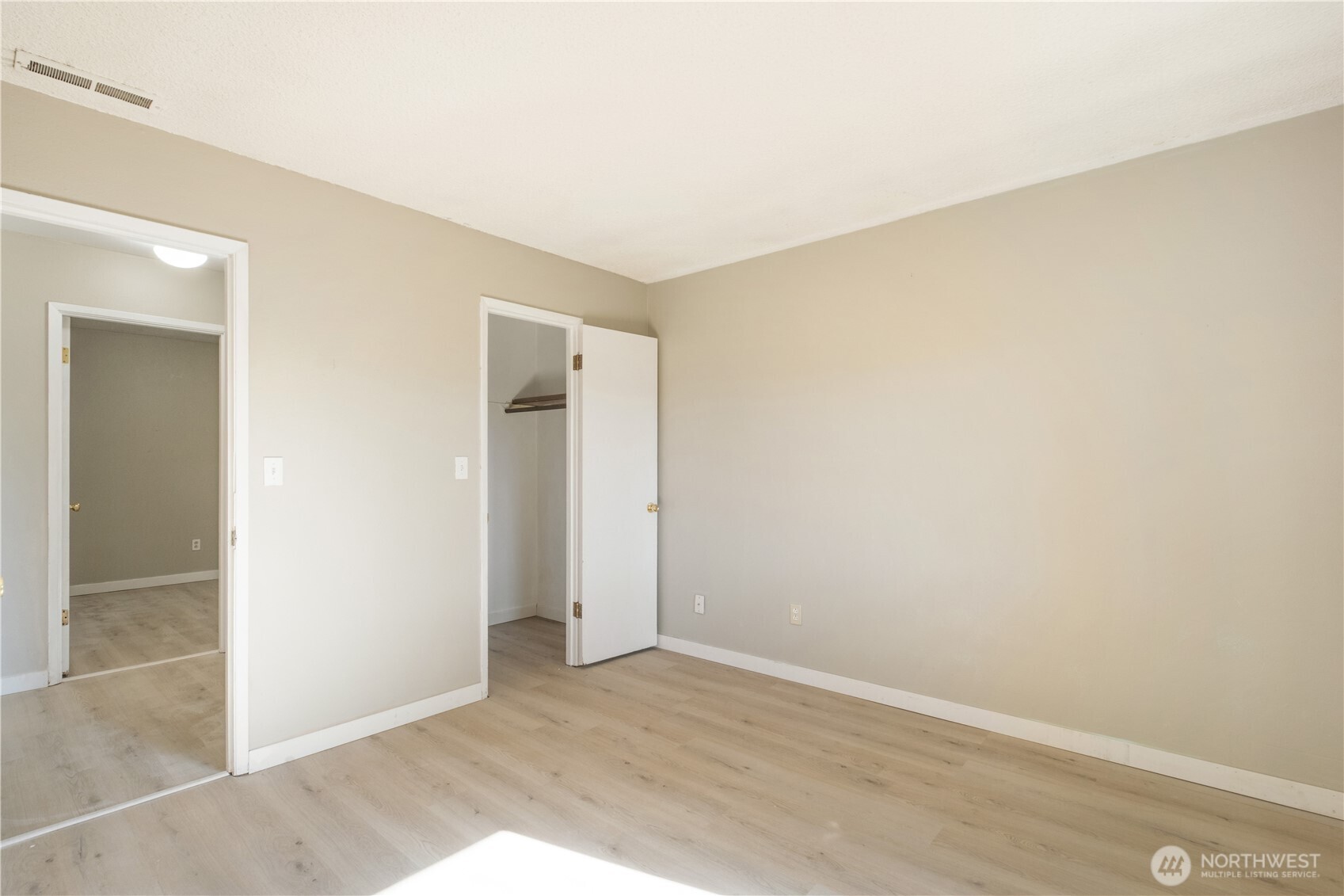 26800 194th Avenue SE Covington WA 98042