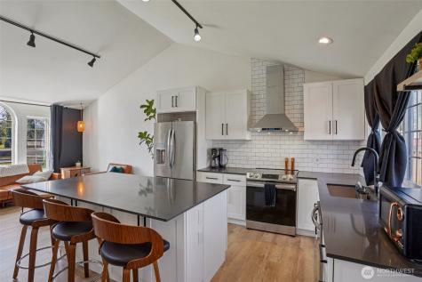107 105th Street Ct E Tacoma WA 98445