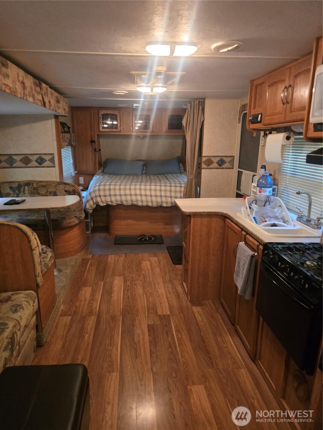 35 Wilderness Way Maple Falls WA 98266