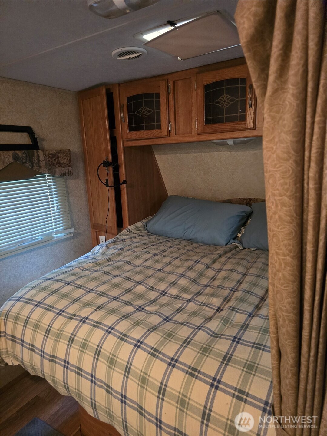 35 Wilderness Way Maple Falls WA 98266