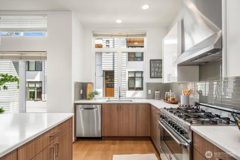 170 107th Court SE Bellevue WA 98004