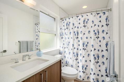 170 107th Court SE Bellevue WA 98004