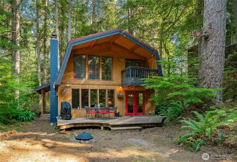 7082 Olympus Way Glacier WA 98244
