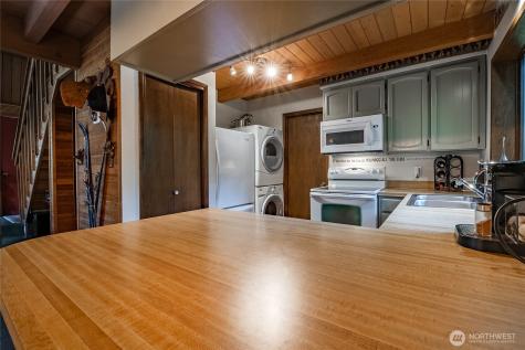 7082 Olympus Way Glacier WA 98244