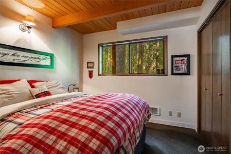 7082 Olympus Way Glacier WA 98244