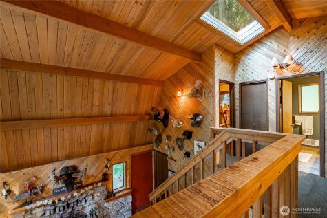 7082 Olympus Way Glacier WA 98244