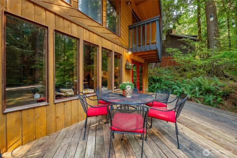 7082 Olympus Way Glacier WA 98244