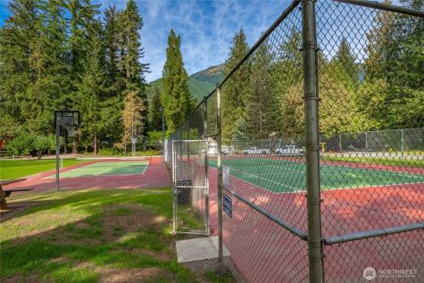 7082 Olympus Way Glacier WA 98244