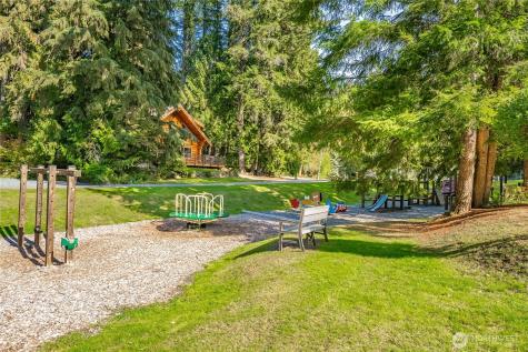 7082 Olympus Way Glacier WA 98244