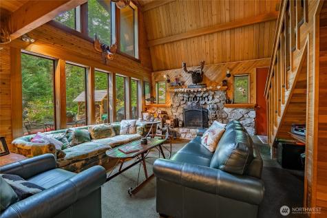 7082 Olympus Way Glacier WA 98244