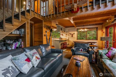 7082 Olympus Way Glacier WA 98244