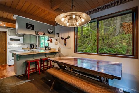 7082 Olympus Way Glacier WA 98244