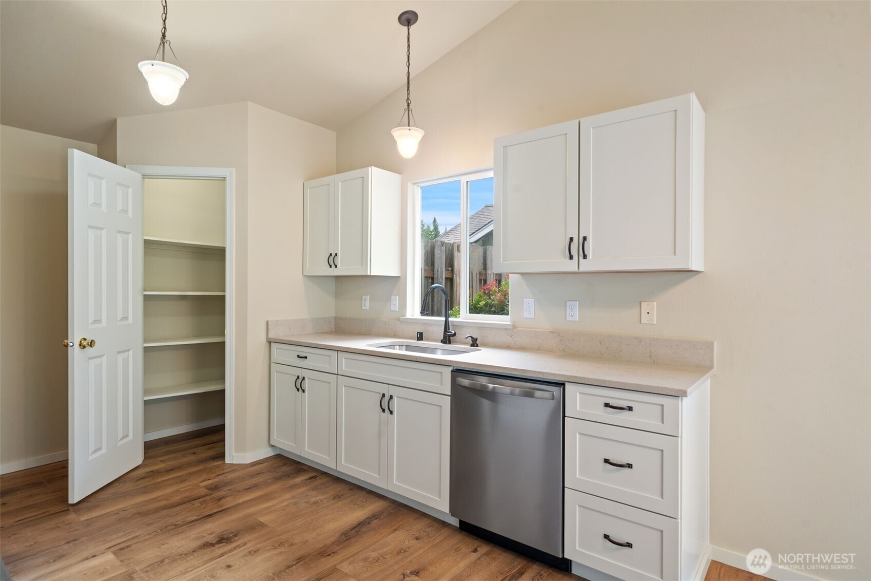 101 Vista View Court Shelton WA 98584