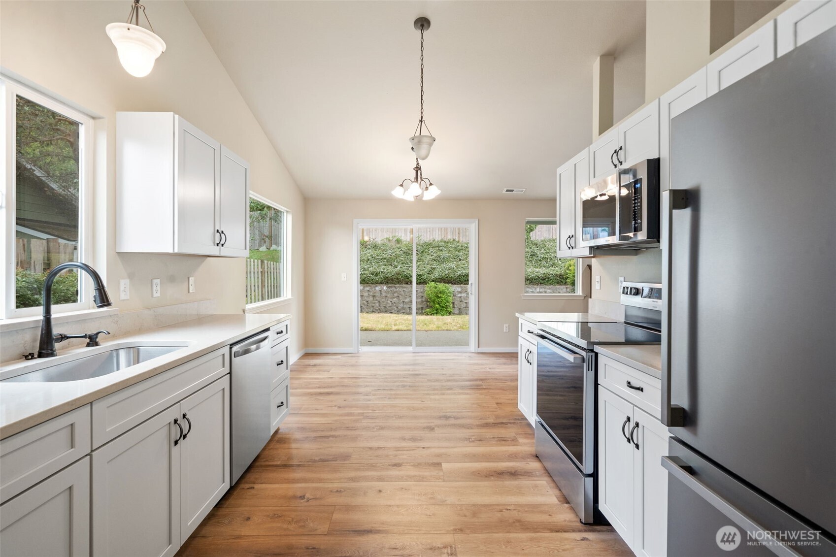 101 Vista View Court Shelton WA 98584