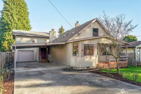 3004 Oak Street Longview WA 98632