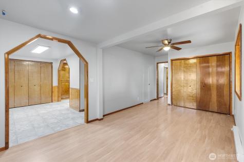 3004 Oak Street Longview WA 98632