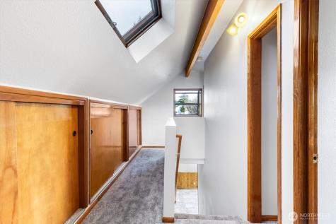 3004 Oak Street Longview WA 98632