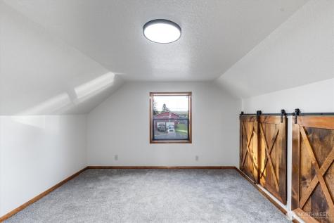 3004 Oak Street Longview WA 98632