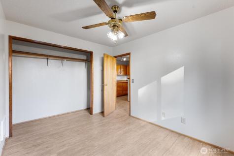 3004 Oak Street Longview WA 98632