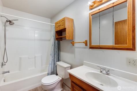 3004 Oak Street Longview WA 98632