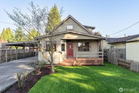 3004 Oak Street Longview WA 98632