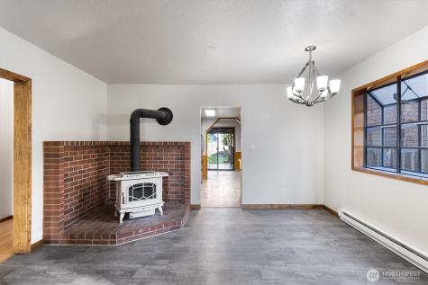 3004 Oak Street Longview WA 98632