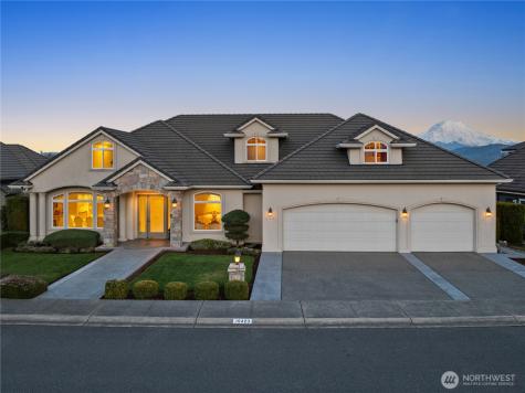 15423 136th Avenue E Puyallup WA 98374