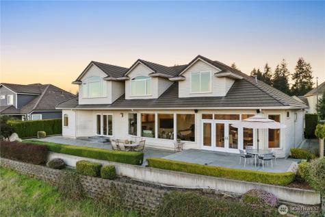 15423 136th Avenue E Puyallup WA 98374