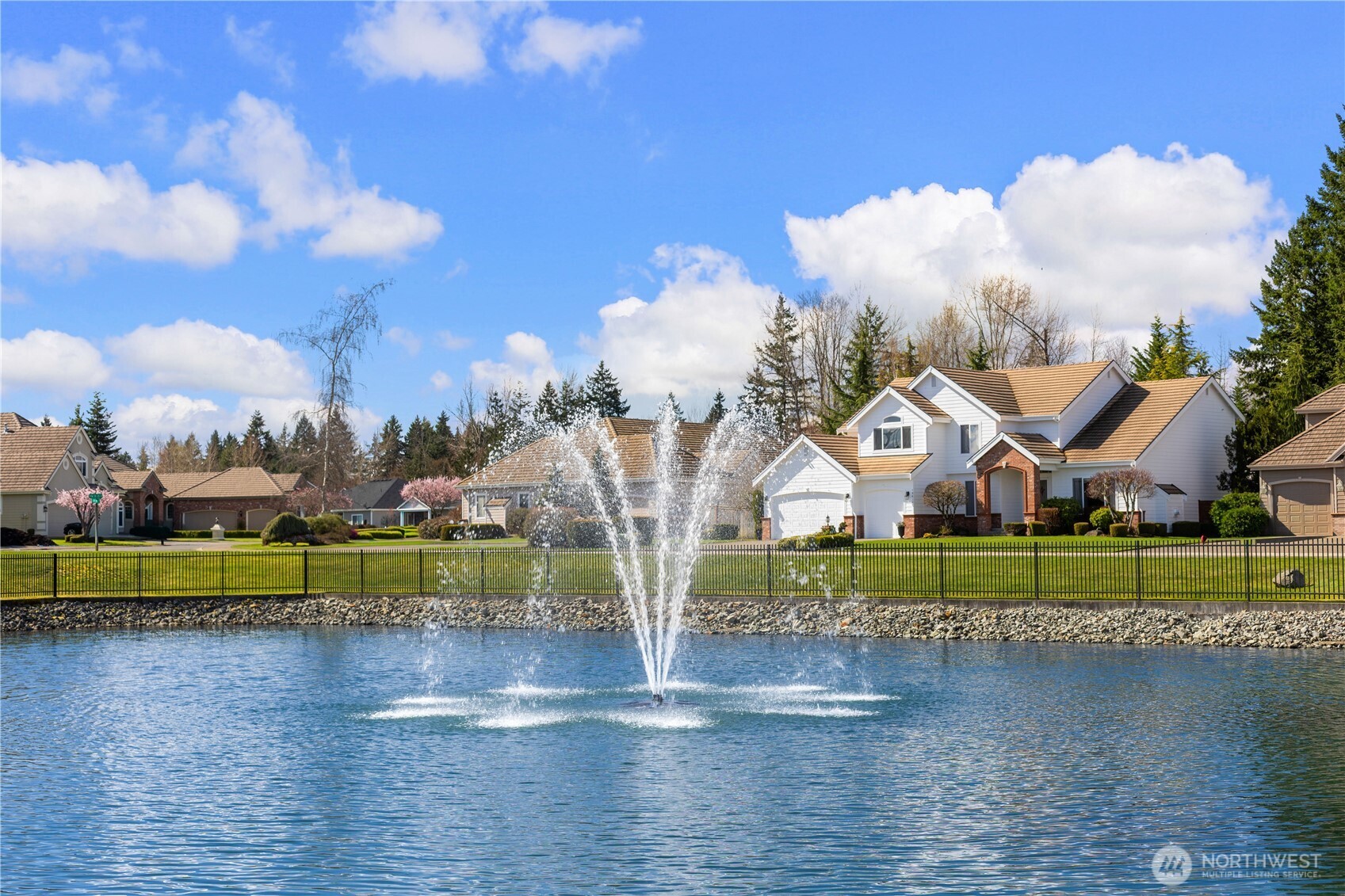 15423 136th Avenue E Puyallup WA 98374