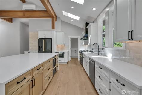 23420 253rd Avenue SE Maple Valley WA 98038