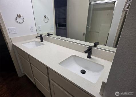 11203 6th Avenue E Tacoma WA 98445