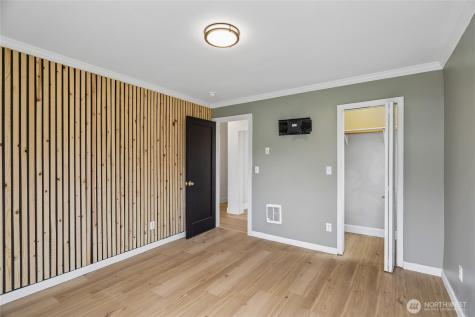 102 S 56th Street Tacoma WA 98408