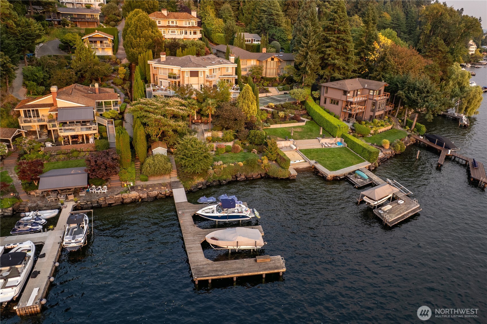 7439 W Mercer Way Mercer Island WA 98040