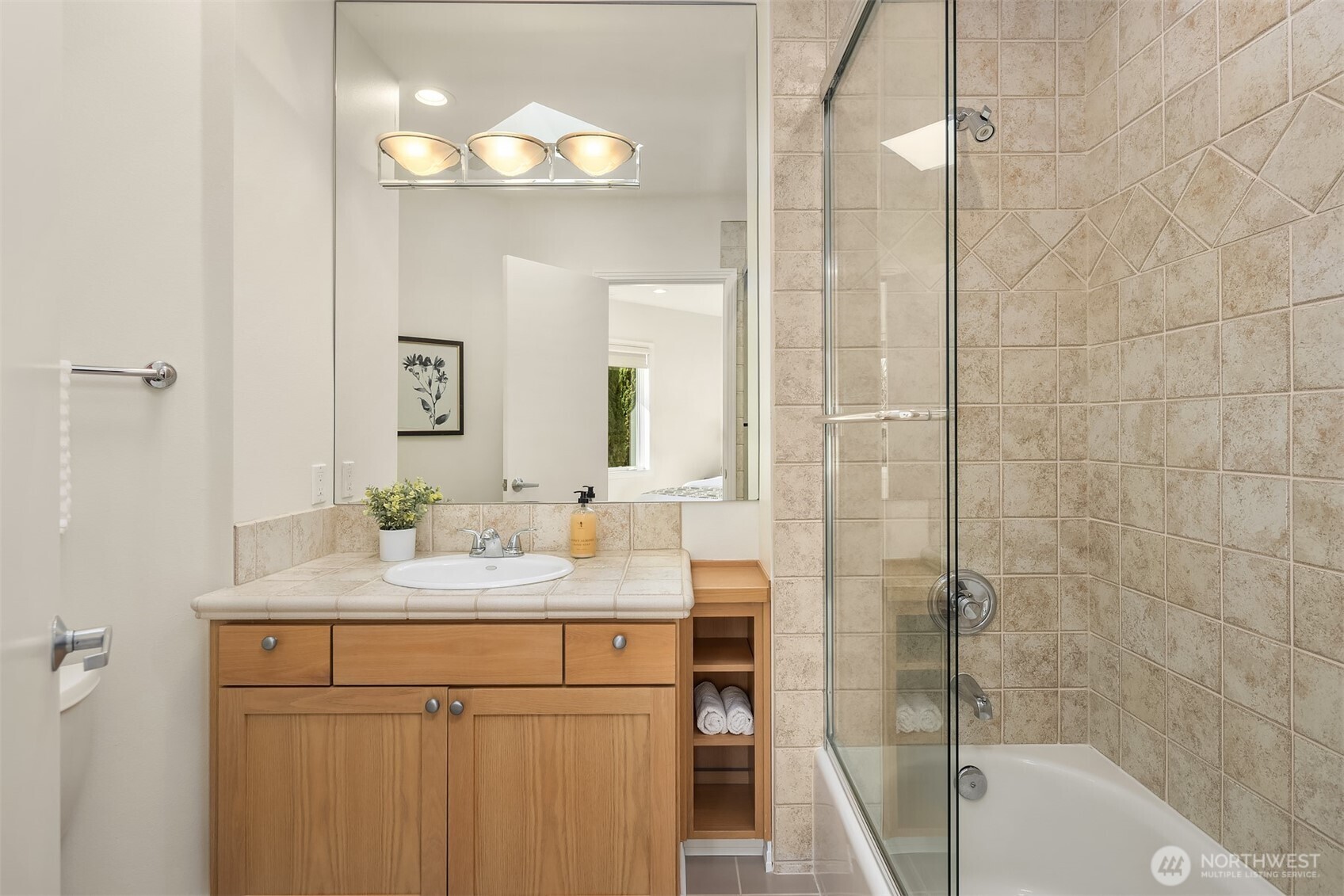 7439 W Mercer Way Mercer Island WA 98040