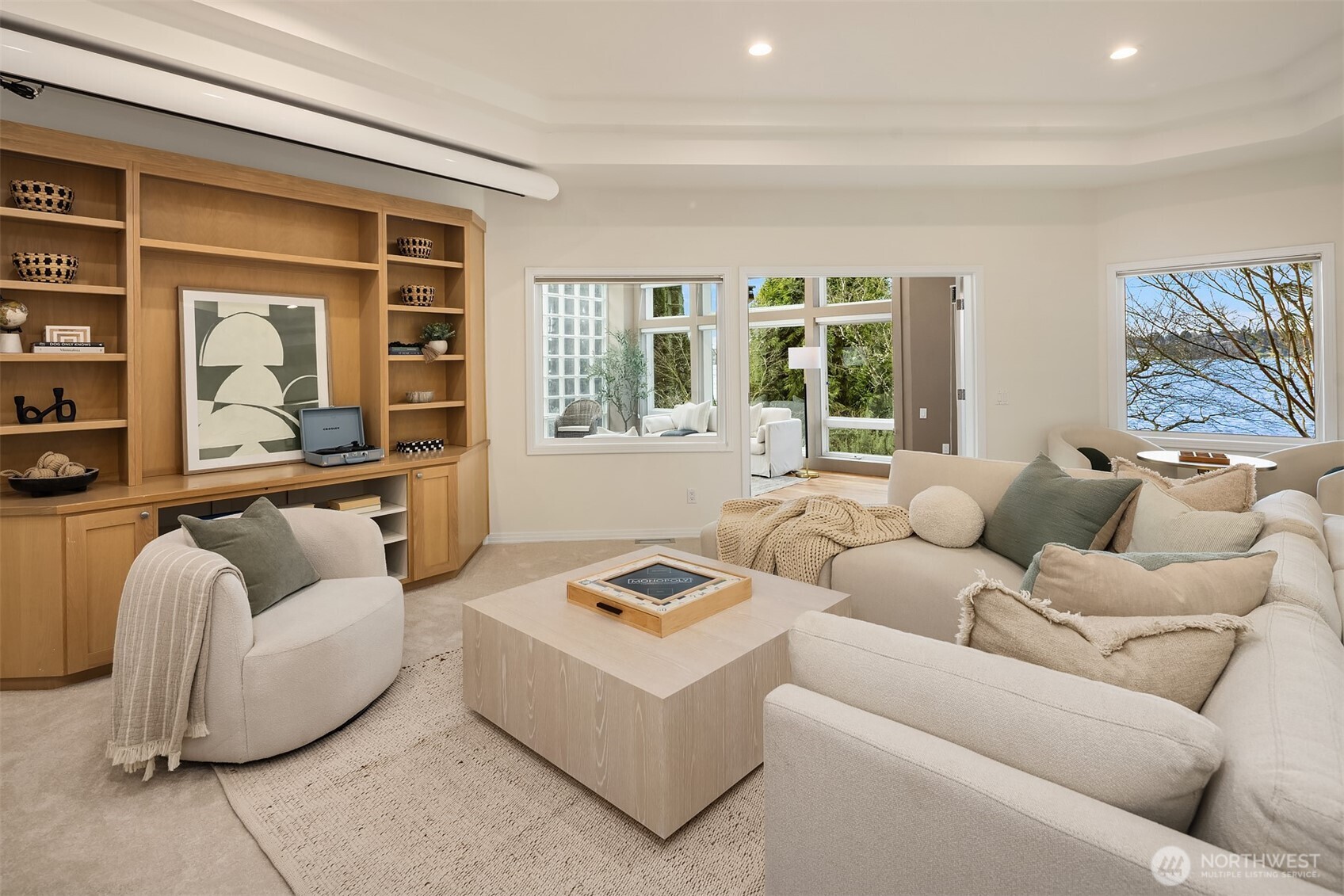 7439 W Mercer Way Mercer Island WA 98040