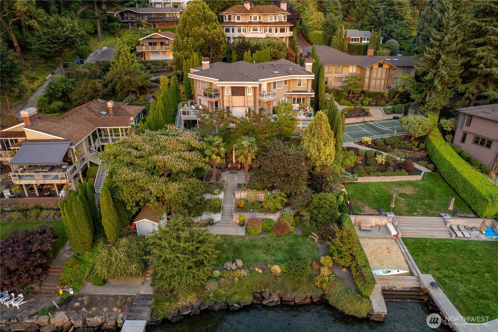 7439 W Mercer Way Mercer Island WA 98040