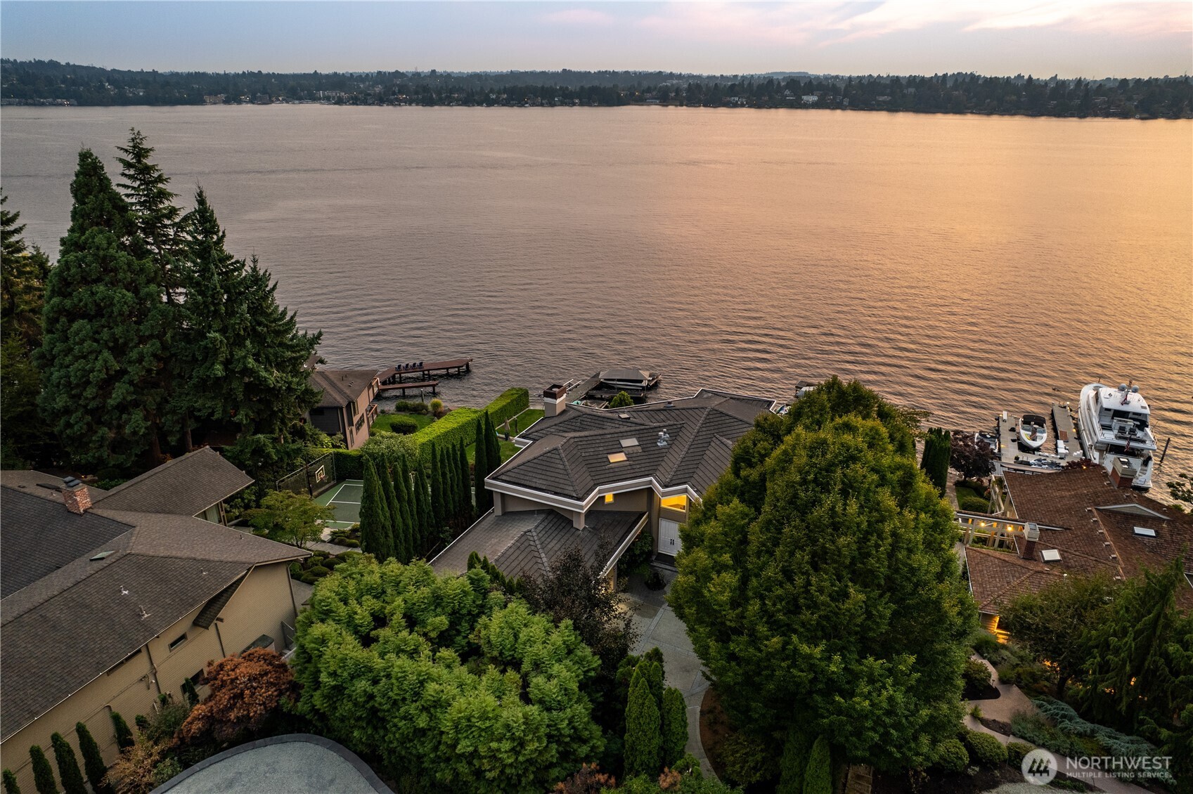7439 W Mercer Way Mercer Island WA 98040