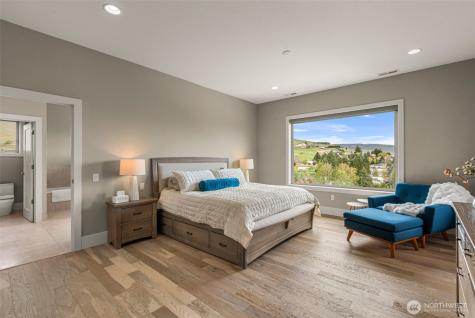 854 Autumn Crest Drive Wenatchee WA 98801