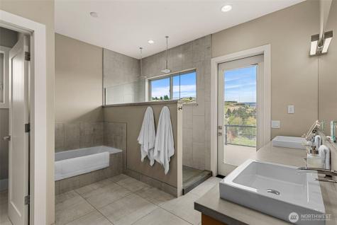 854 Autumn Crest Drive Wenatchee WA 98801