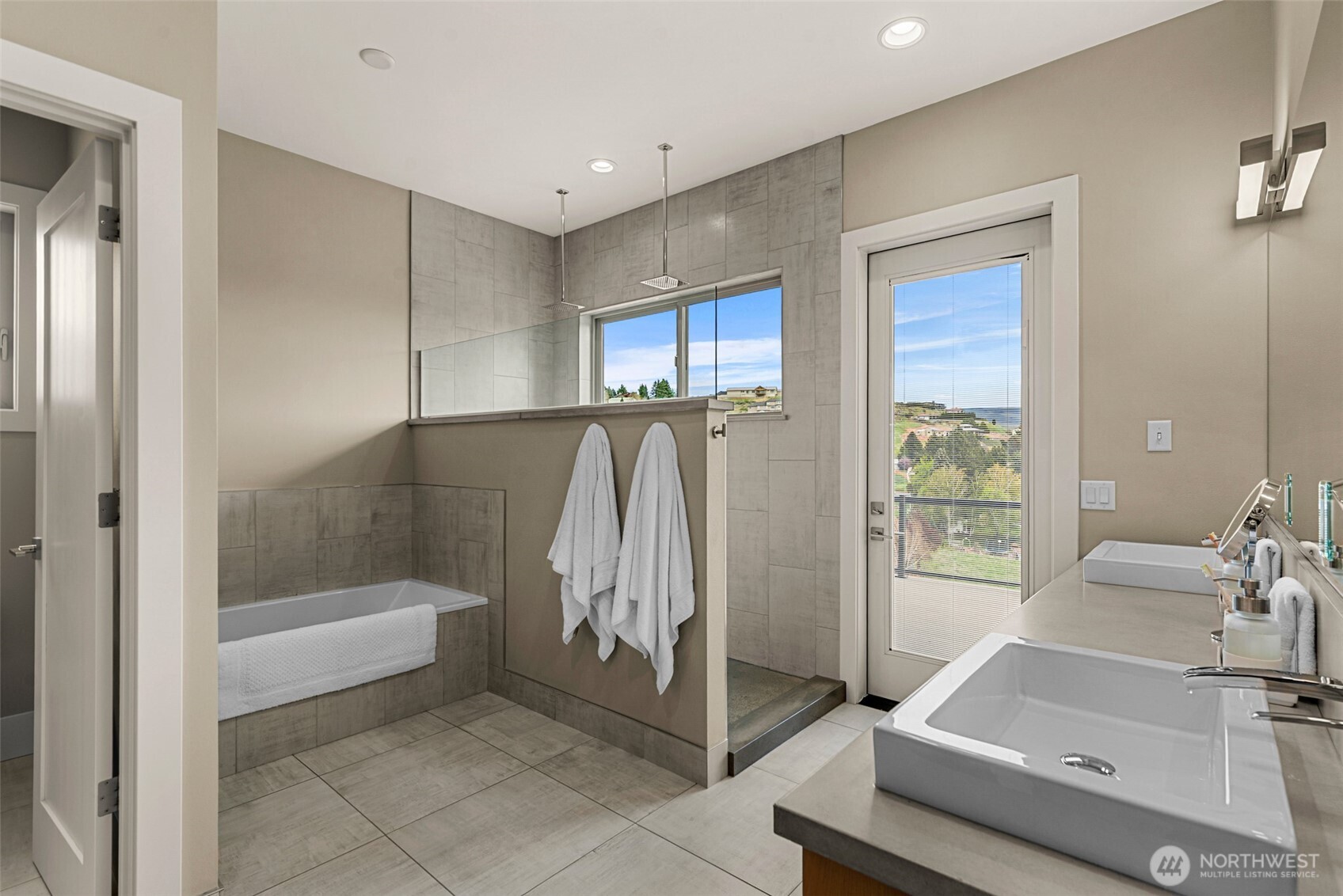 854 Autumn Crest Drive Wenatchee WA 98801