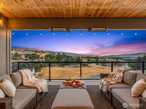 854 Autumn Crest Drive Wenatchee WA 98801