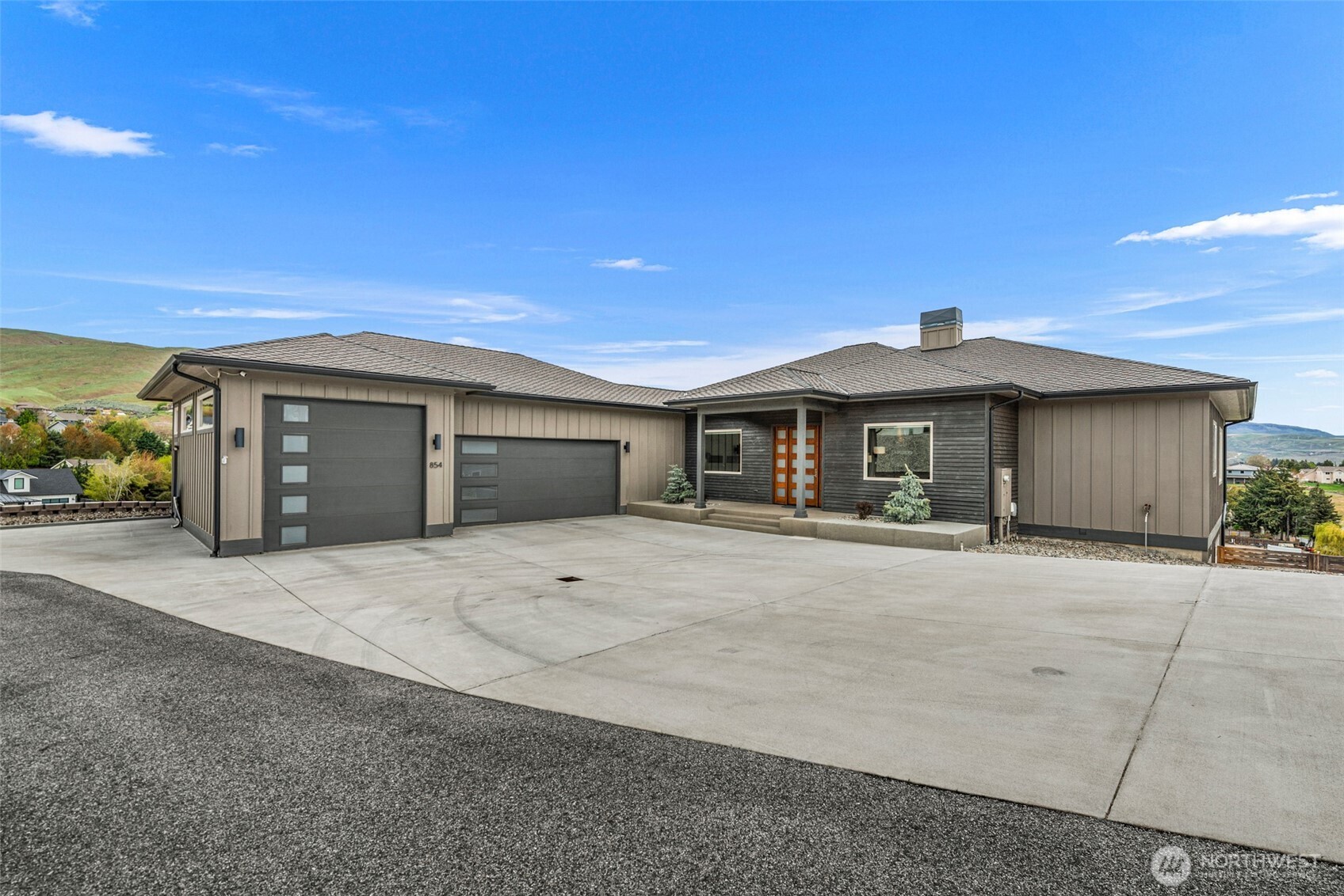 854 Autumn Crest Drive Wenatchee WA 98801